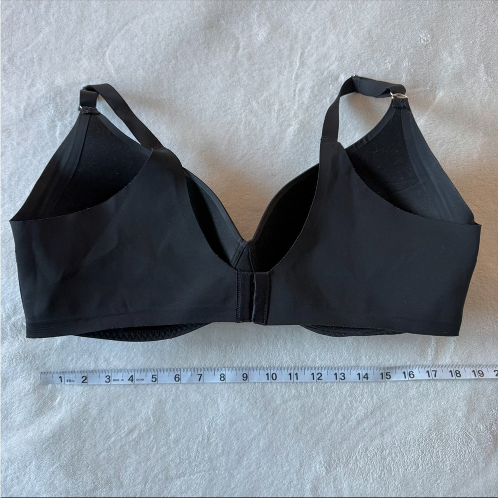 La Vie En Rose Black Bra 42DD Lightly Lined Wireless Sleek Back Bra NWOT - Picture 7 of 11